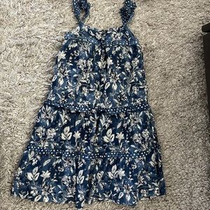 Beautiful blue spring/summer dress!